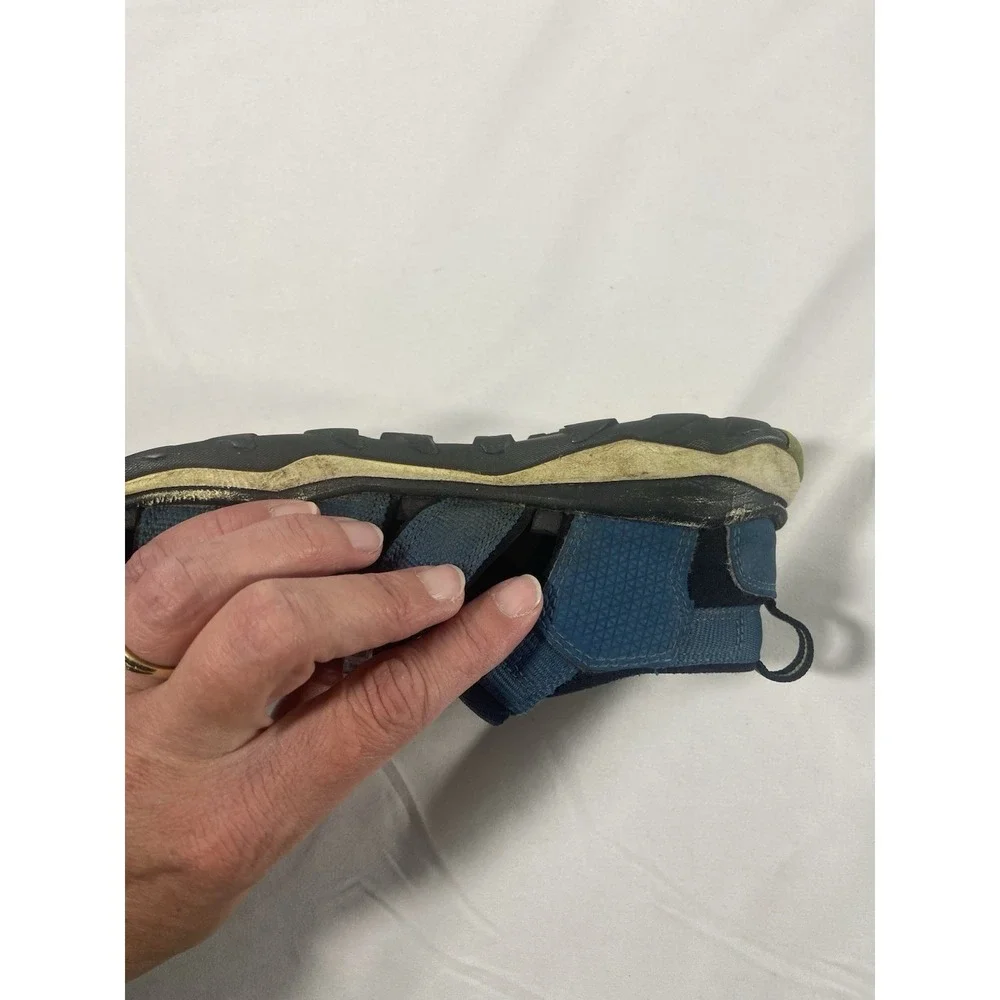 Keen Boys Newport Neo H2 Sandals Size 2 Waterproof Hiking Camping Outdoors
